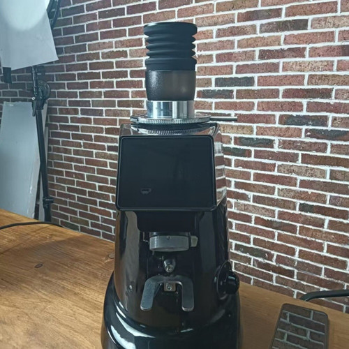 Bean blowing container - container, with
