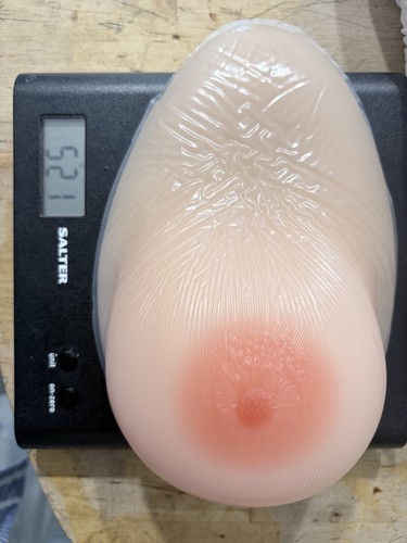 Cup teardrop silicone breast - d,