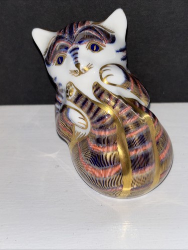 Royal crown derby playful - royal,