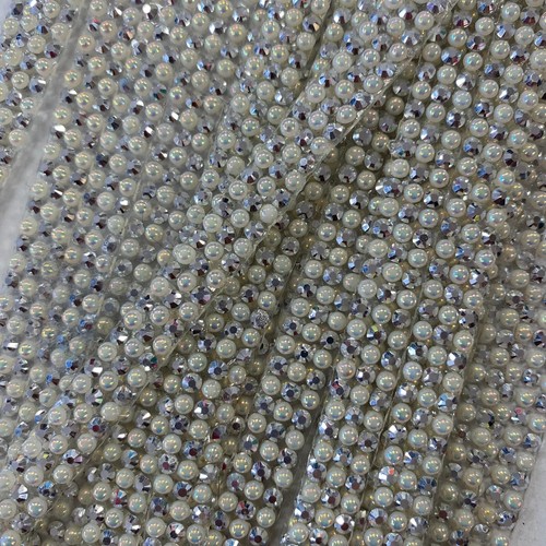 Diamante pearl iron trim - diamante/, on