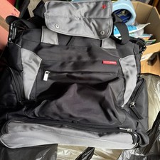 Skip Hop Bento baby changing