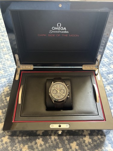 Omega speedmaster dark side - dark, of
