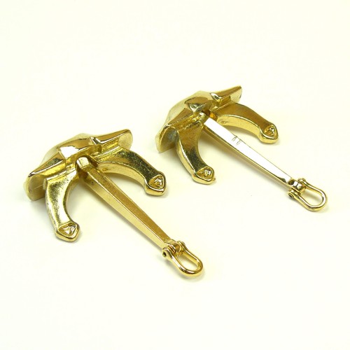 Aeronaut brass effect - brass, hall