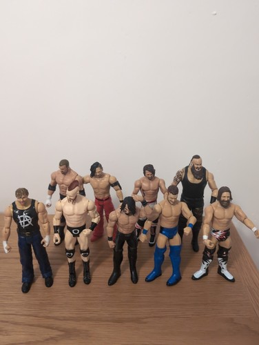 Wwe figure bundle lot - 9,