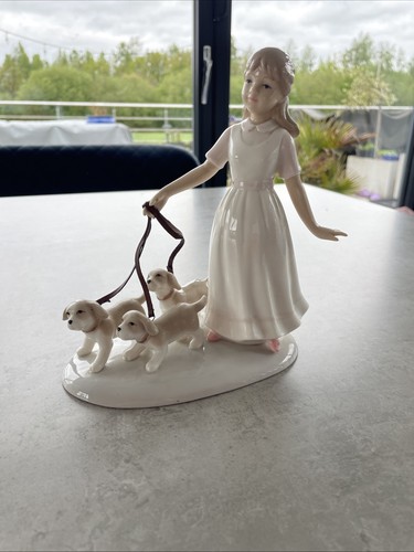 Girl walking puppies - 3,