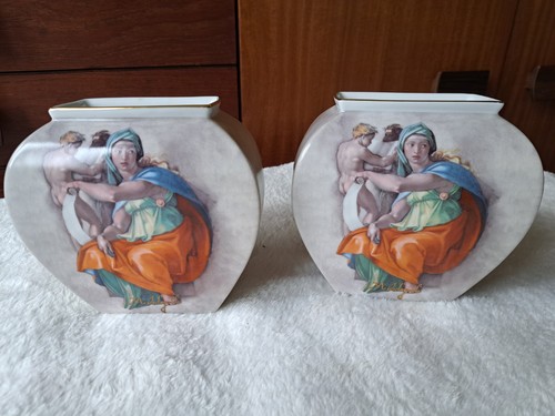 Pair vintage goebel artis - of,