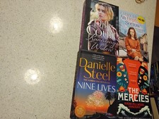 4 X RECENT PAPERBACK BOOKS DANIELLE STEEL DILLY COURT CATHY SHARP K.M.HARGRAVE 