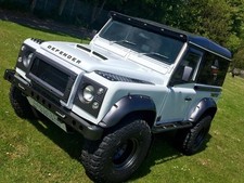 Land Rover Defender puma style GRP bonnet with grill td5/v8/200/300tdi
