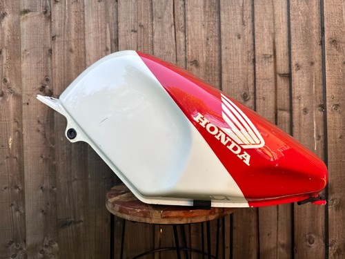 Honda nsr250r mc21 fuel tank - honda,