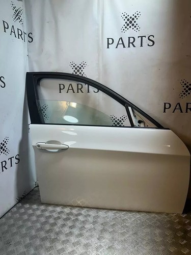 Bmw series e90 front - 3, right