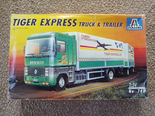 Italeri 748 renault - 1/24,
