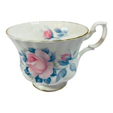 Richmond - Bone China - Teacup