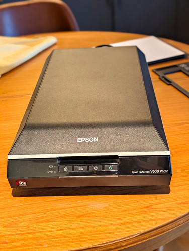 Epson perfection v600 photo - perfection,