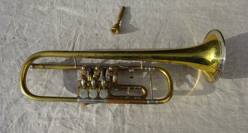 Vintage trumpet approx - vintage,