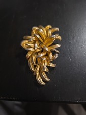 Vtg Grosse Germany gold brooch