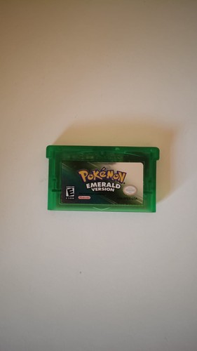 Pokemon emerald game boy - emerald,