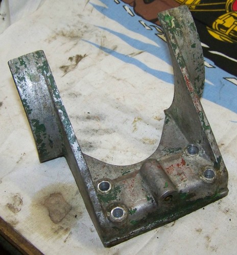 Jap fuel tank bracket - 4/3,