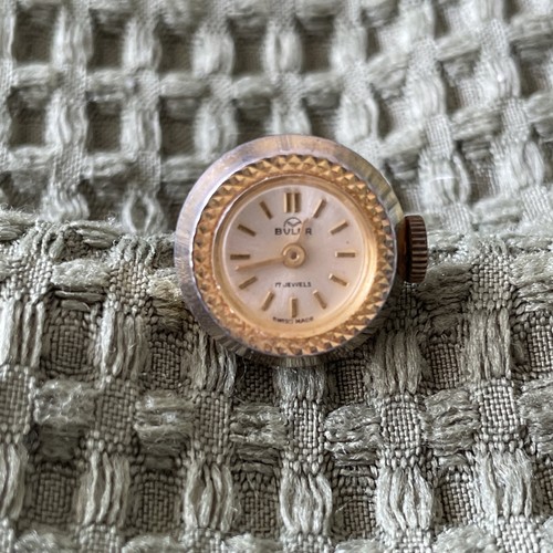 Buler vintage gold cufflink - vintage,