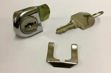 Dad Replacement Post Box Lock Mail Box Lock With 2 Keys & Fixing Clip