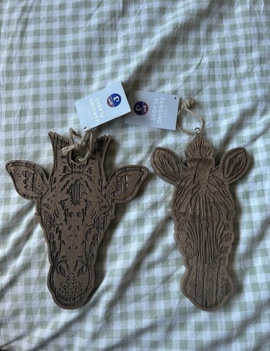 Giraffe and zebra wooden wall - and,