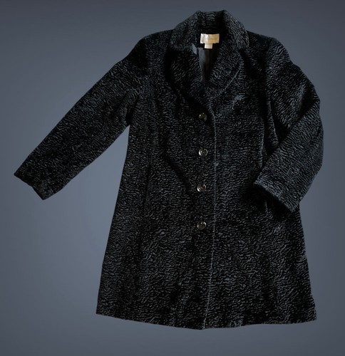 Black curly lamb faux - curly,