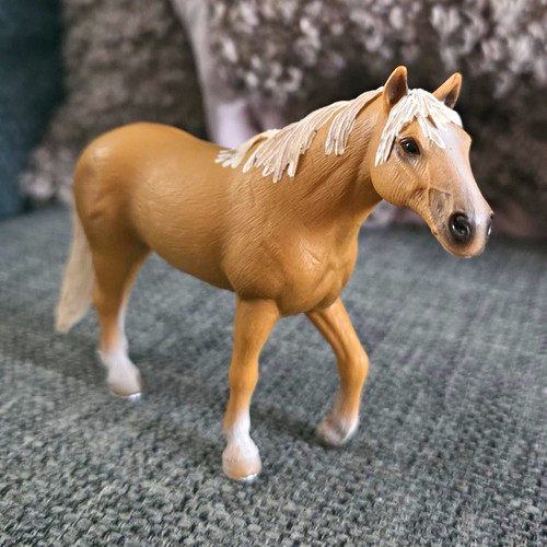 Schleich palomino horse - schleich,