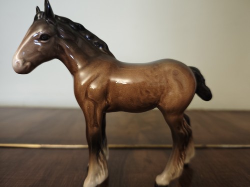 Beswick model 1053 brown gloss - model,