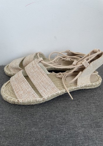 Asos beige rattan - look, up