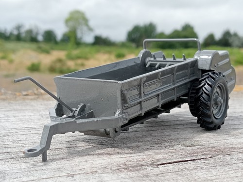 Britains farm toys - farm,