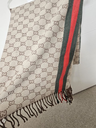Authentic gucci scarf 26 - gucci,
