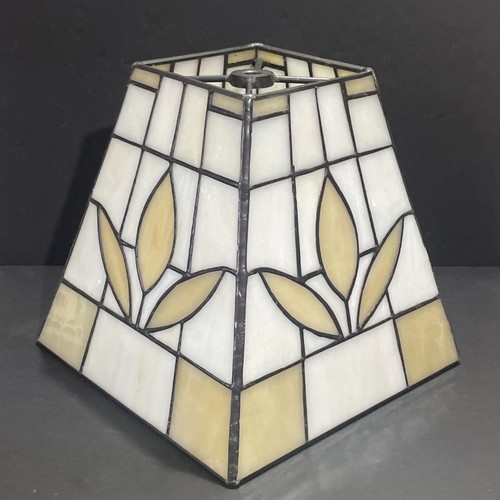 Vintage tiffany style glass - tiffany,