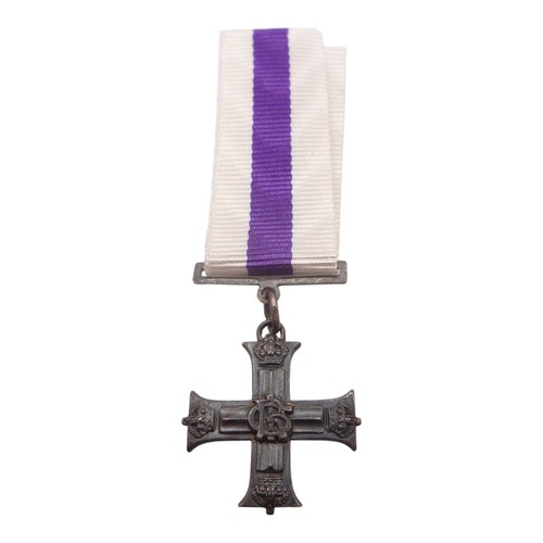 Military cross geo miniature - military, v