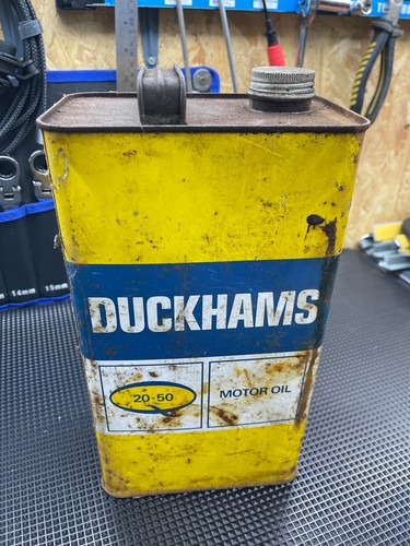 Duckhams motor oil - duckhams,