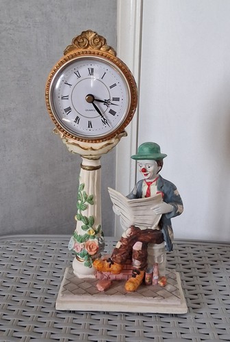 Vintage crosa seated - crosa, clown