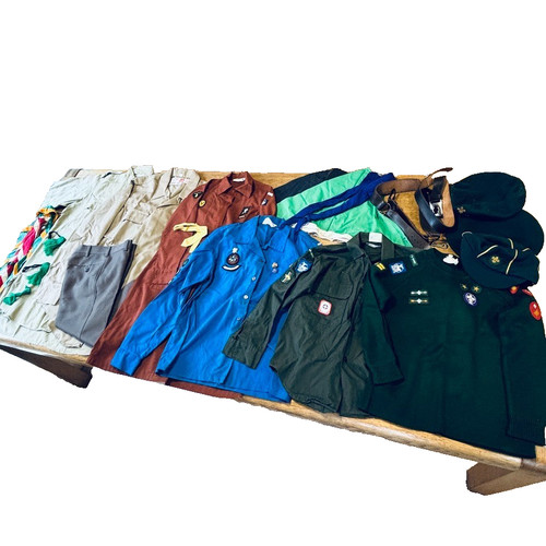 Cub scouts girl guide - girl, brownies