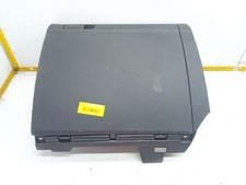 2GA857101 GLOVE COMPARTMENT /
