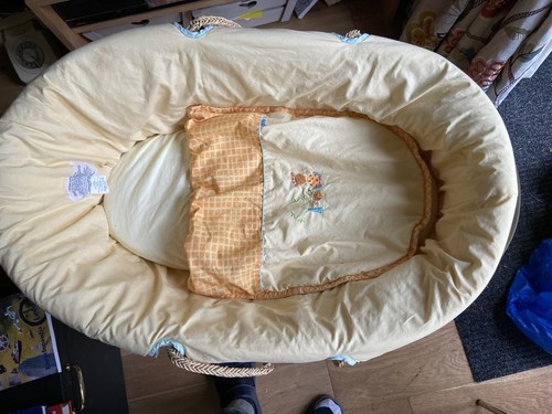 Mamas and papas moses basket - moses,