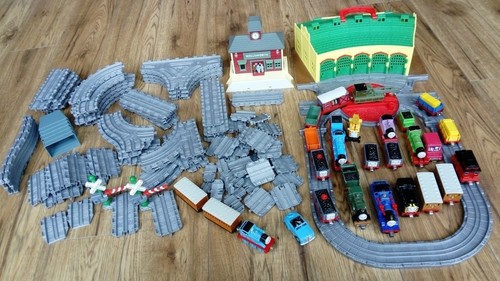 Take play thomas - take,