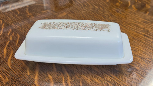 Vintage pyrex woodland covered - pyrex,