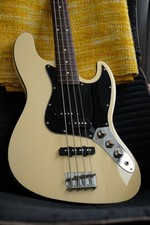 Fender Japan Aerodyne Jazz