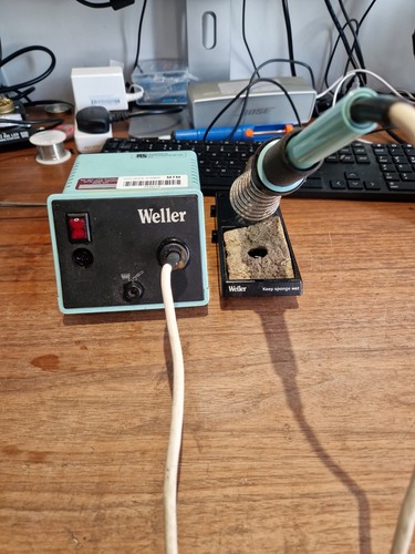 Weller soldering station - ps-2d,