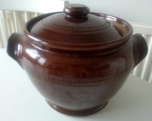 Pearson chesterfield - of,