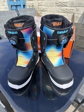 Thirty Two Snowboarding Boots: Zephyr Boa Size 6 UK (black/blue/white)