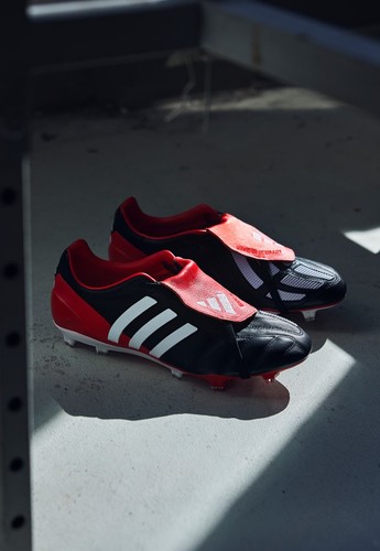Uk8 adidas predator mania - adidas,
