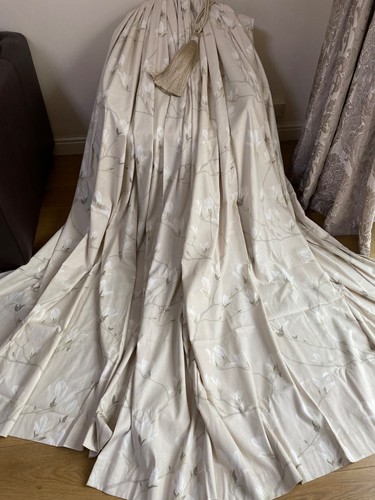 Lovely original laura ashley - laura,