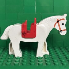 WHITE HORSE BLACK EYES WHITE