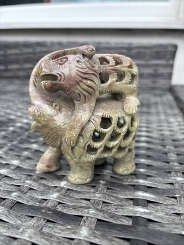 Hand carved soap stone lattice - hand,