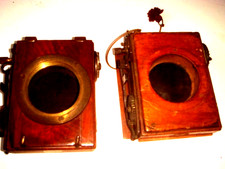 Thornton-Pickard roller blind shutter