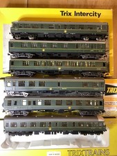 Trix Trains BR Green Class 124