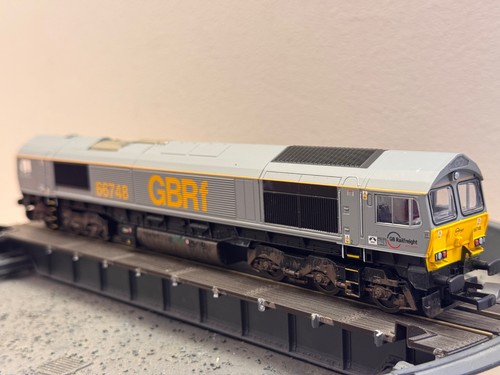 Hornby r30150 gbrf class - hornby,